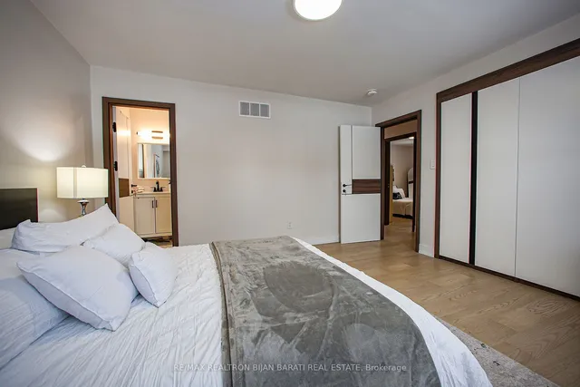 Additional property image - 66 Moore Park Ave