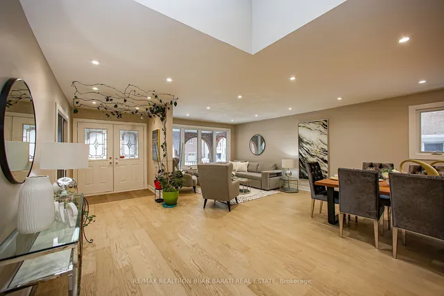 Additional property image - 66 Moore Park Ave