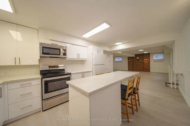 Additional property image - 66 Moore Park Ave
