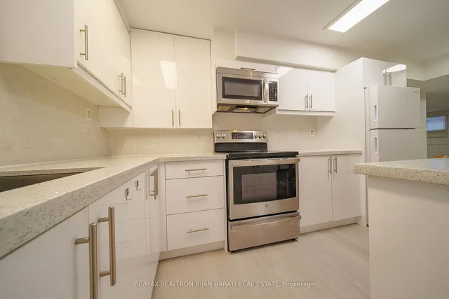 Additional property image - 66 Moore Park Ave