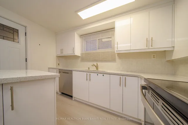 Additional property image - 66 Moore Park Ave