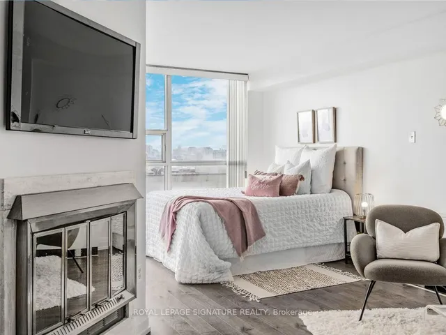 Additional property image - 705 King St Unit 1908