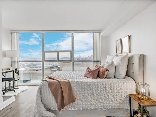 Additional property image - 705 King St Unit 1908