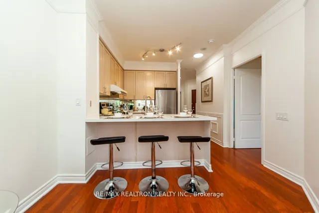Additional property image - 555 Yonge St Unit #309
