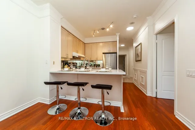 Additional property image - 555 Yonge St Unit #309