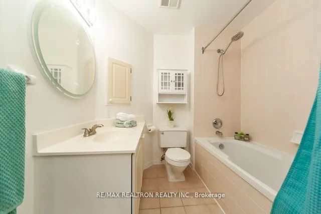 Additional property image - 555 Yonge St Unit #309