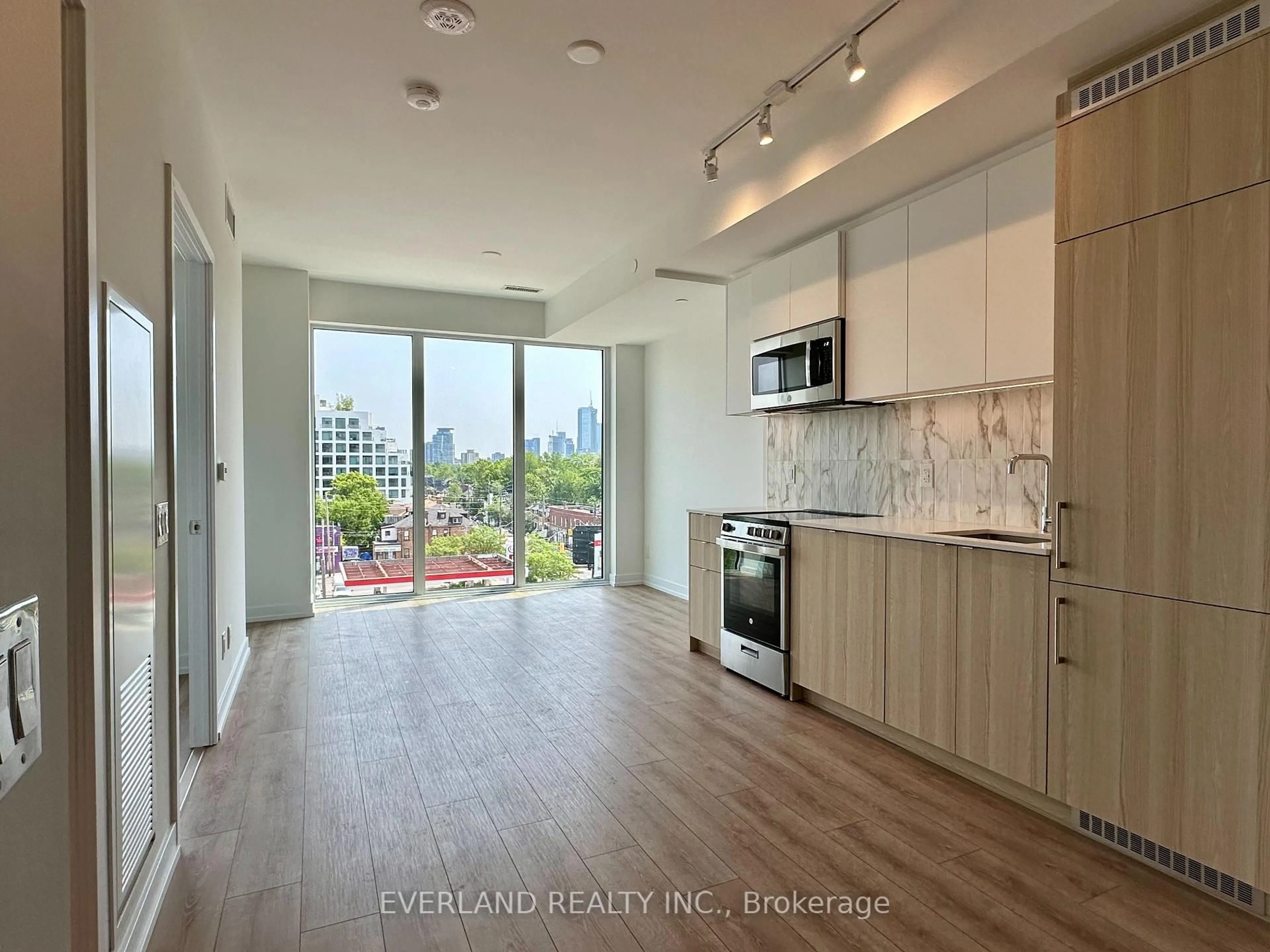 Open concept kitchen, unknown for 500 Dupont St #514, Toronto Ontario M6G 1Y7