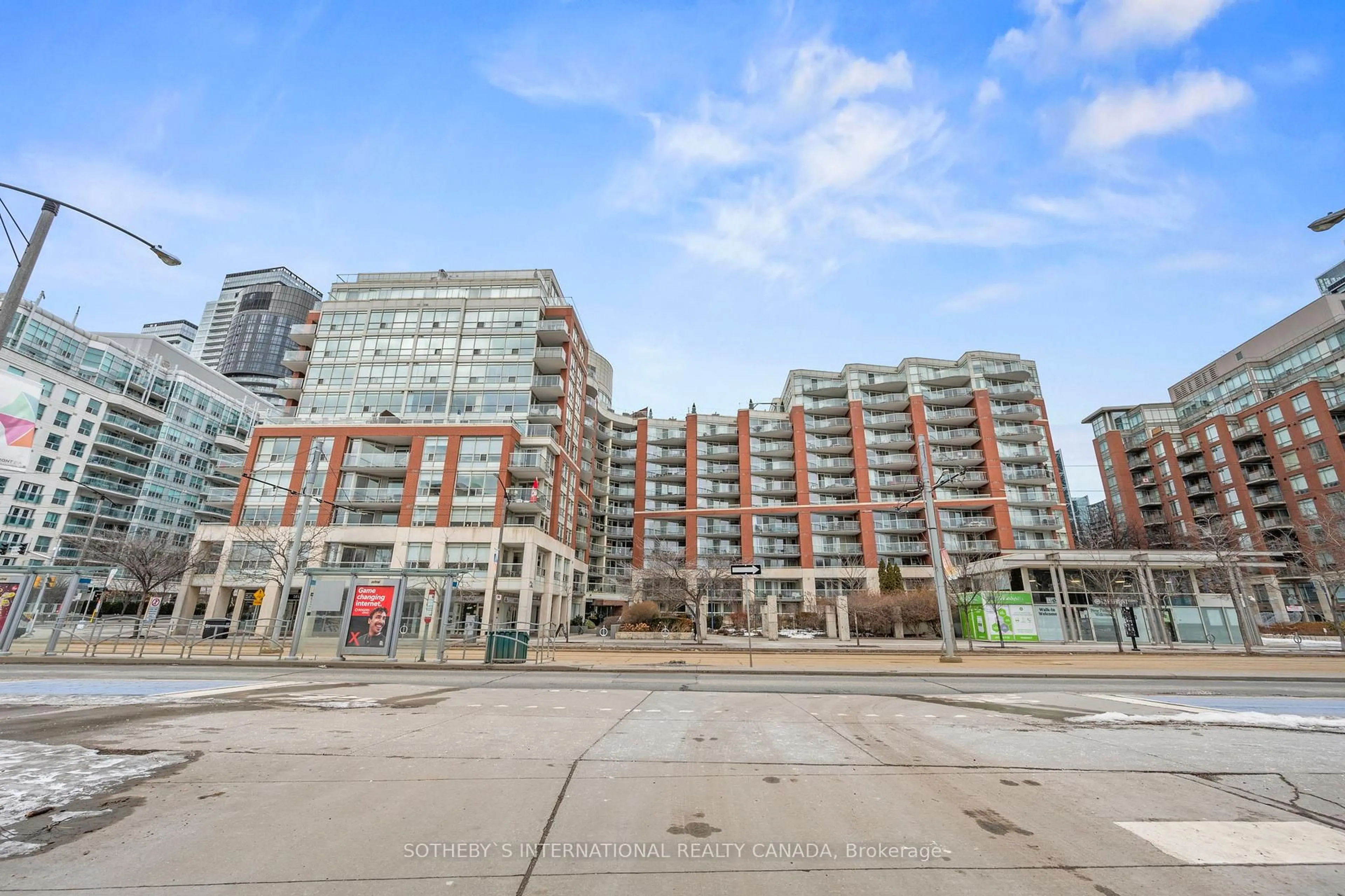 Unknown for 550 Queens Quay #512, Toronto Ontario M5V 3M8