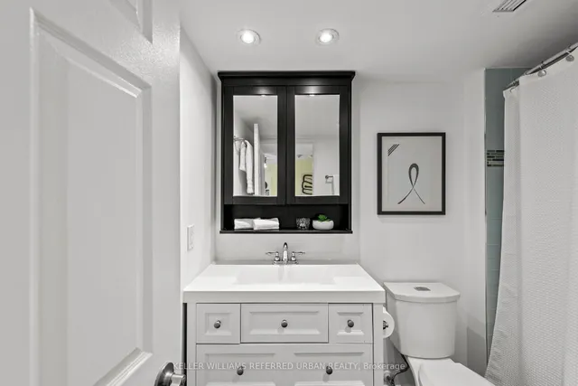 Additional image 25 of 725 King St Unit 703