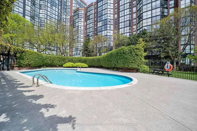 Additional image 9 of 725 King St Unit 703