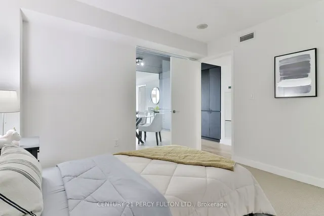 Additional property image - 10 Capreol Crt Unit 607