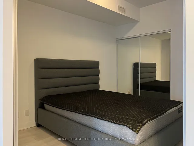 Additional property image - 120 Parliament St Unit 423