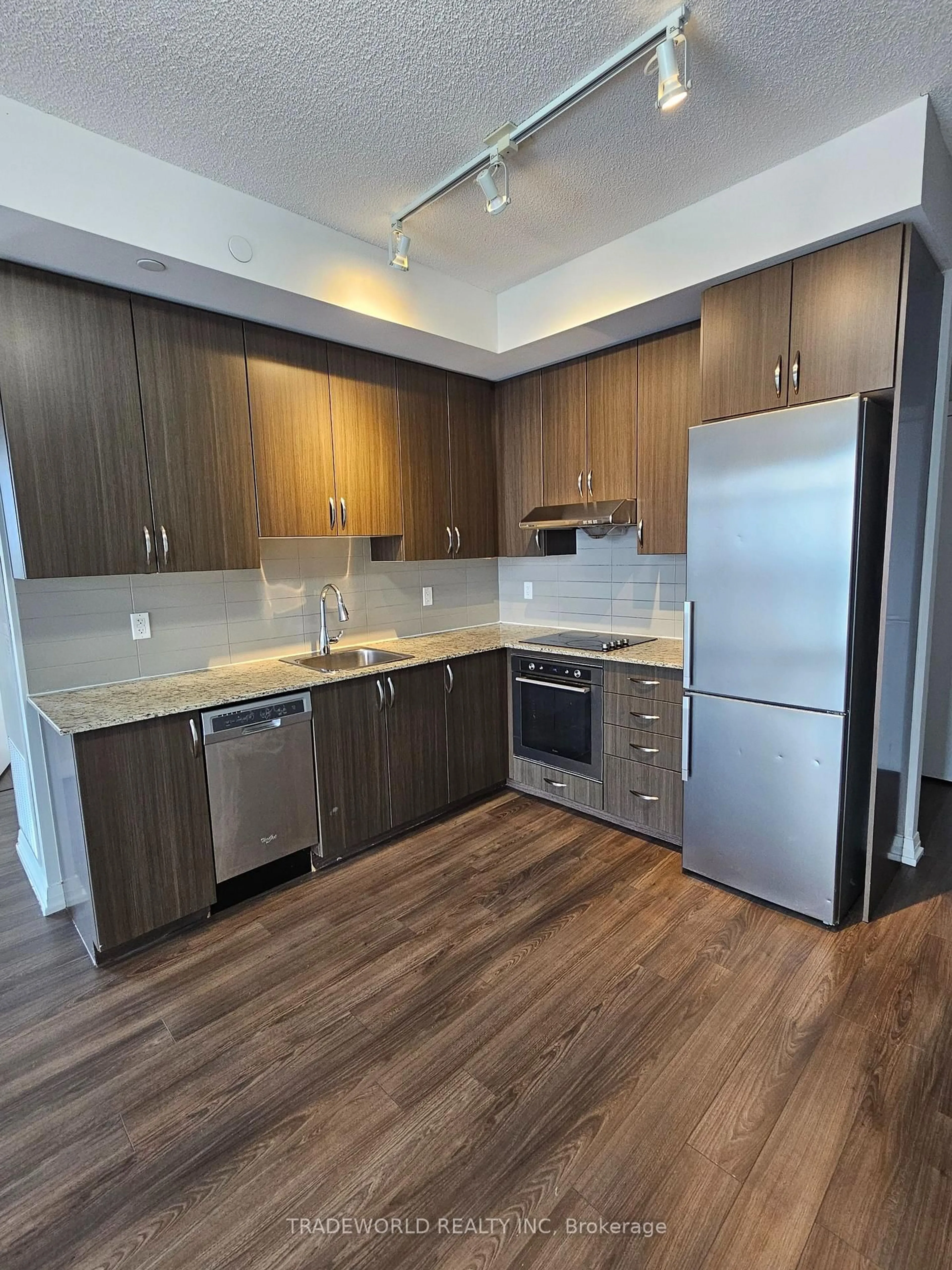 Standard kitchen, wood/laminate floor for 55 Ann O'reilly Rd #1308, Toronto Ontario M2J 0E1