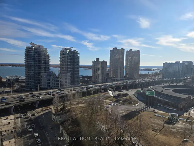 Additional image 15 of 51 Lower Simcoe St Unit Unit 1911