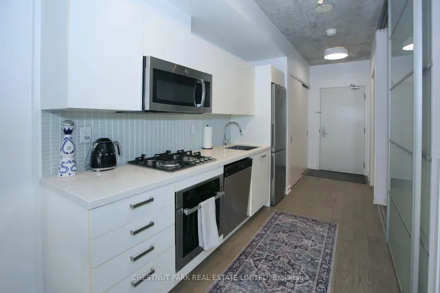 Additional property image - 39 Brant St Unit 310