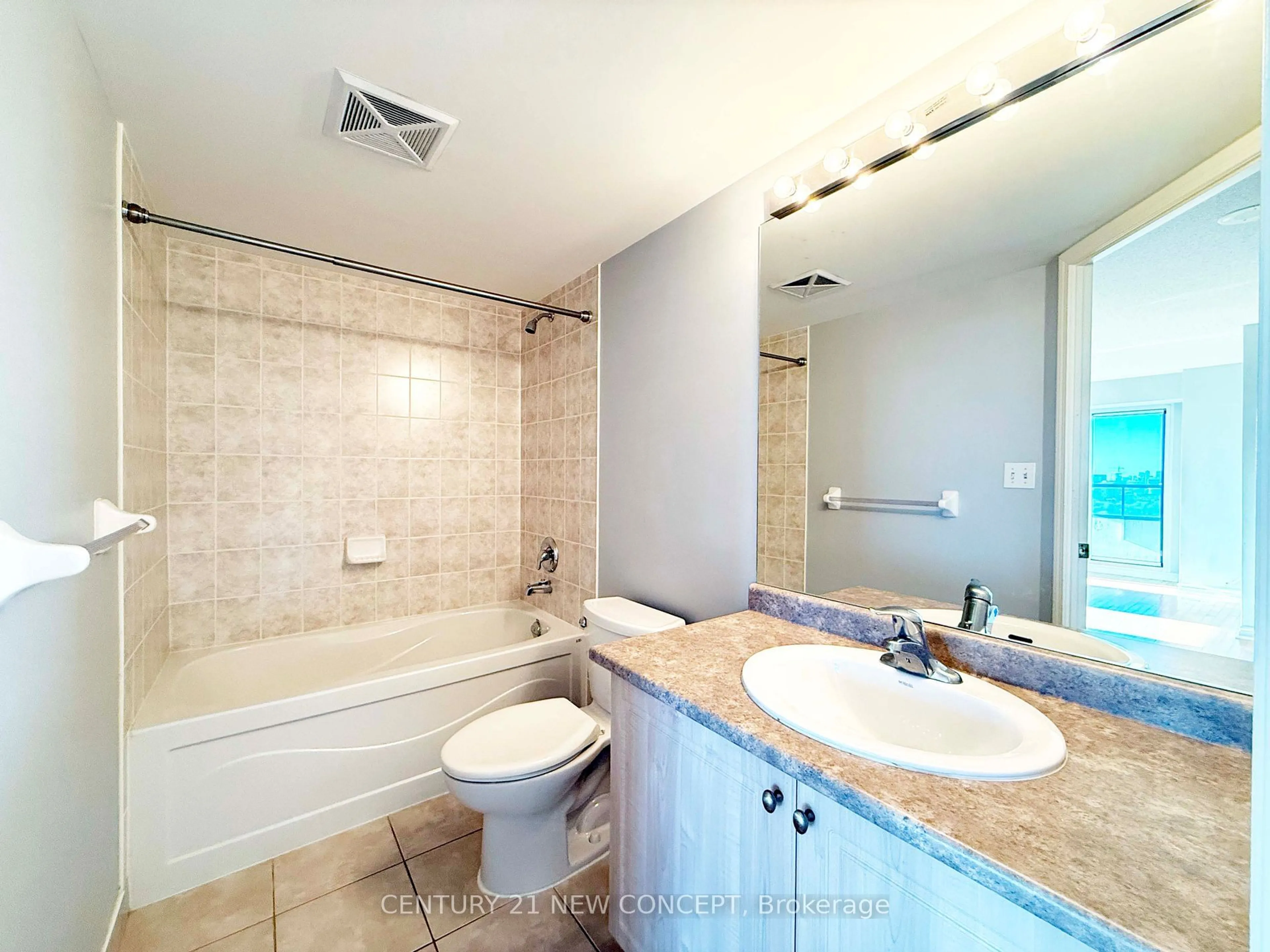 Standard bathroom, ceramic/tile floor for 18 Spring Garden Ave #2308, Toronto Ontario M2N 7M2