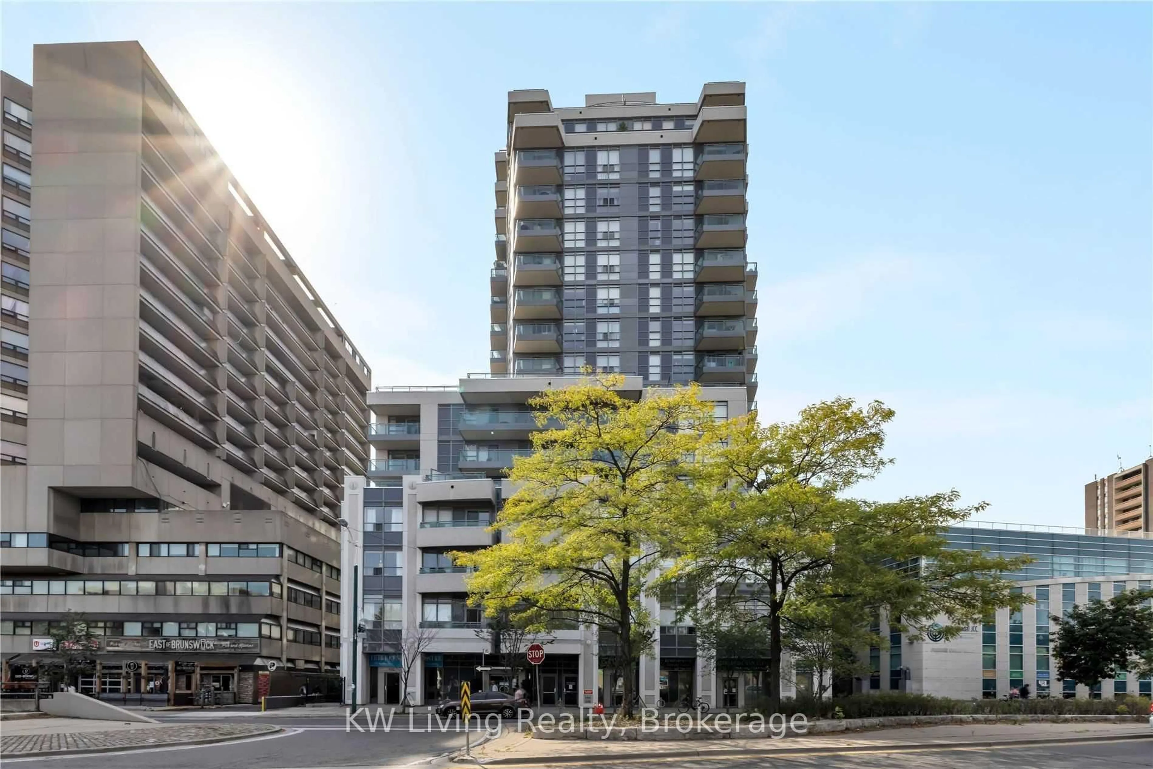 Unknown for 736 Spadina Ave #1411, Toronto Ontario M5S 2J6