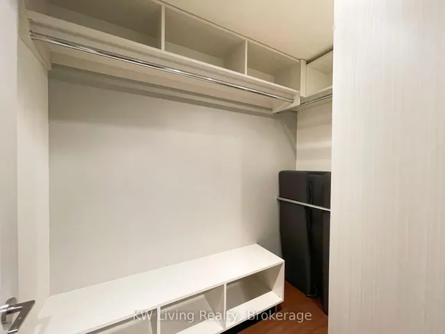 Additional property image - 736 Spadina Ave Unit 1411