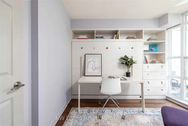 Additional property image - 736 Spadina Ave Unit 1411