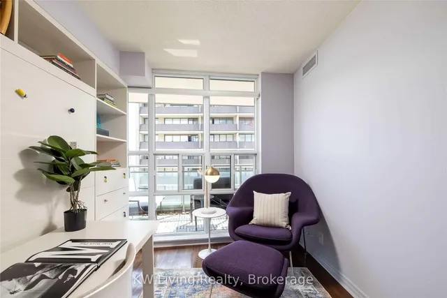 Additional property image - 736 Spadina Ave Unit 1411