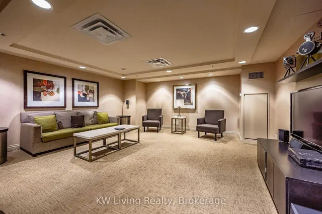 Additional property image - 736 Spadina Ave Unit 1411