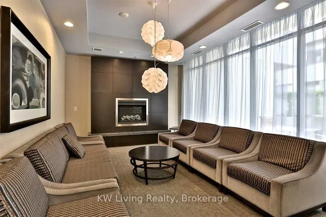 Additional property image - 736 Spadina Ave Unit 1411