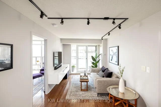 Additional property image - 736 Spadina Ave Unit 1411
