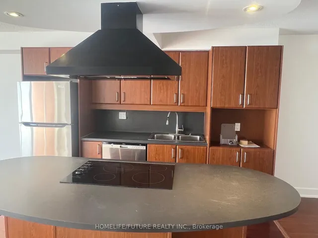 Additional property image - 550 Queens Quay Unit 1022