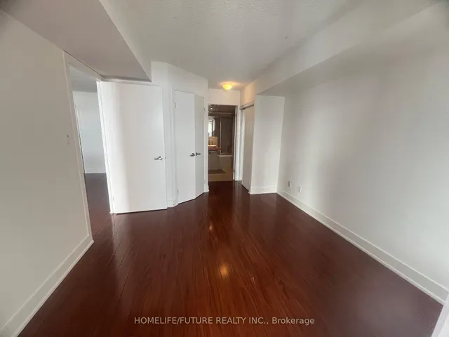 Additional property image - 550 Queens Quay Unit 1022