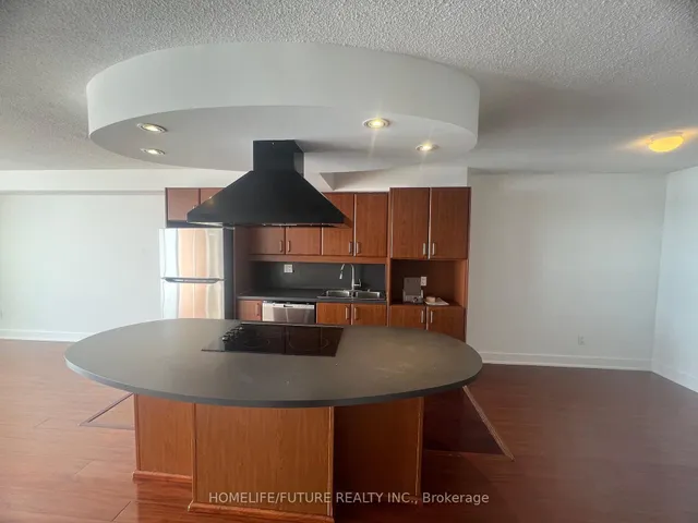 Additional property image - 550 Queens Quay Unit 1022