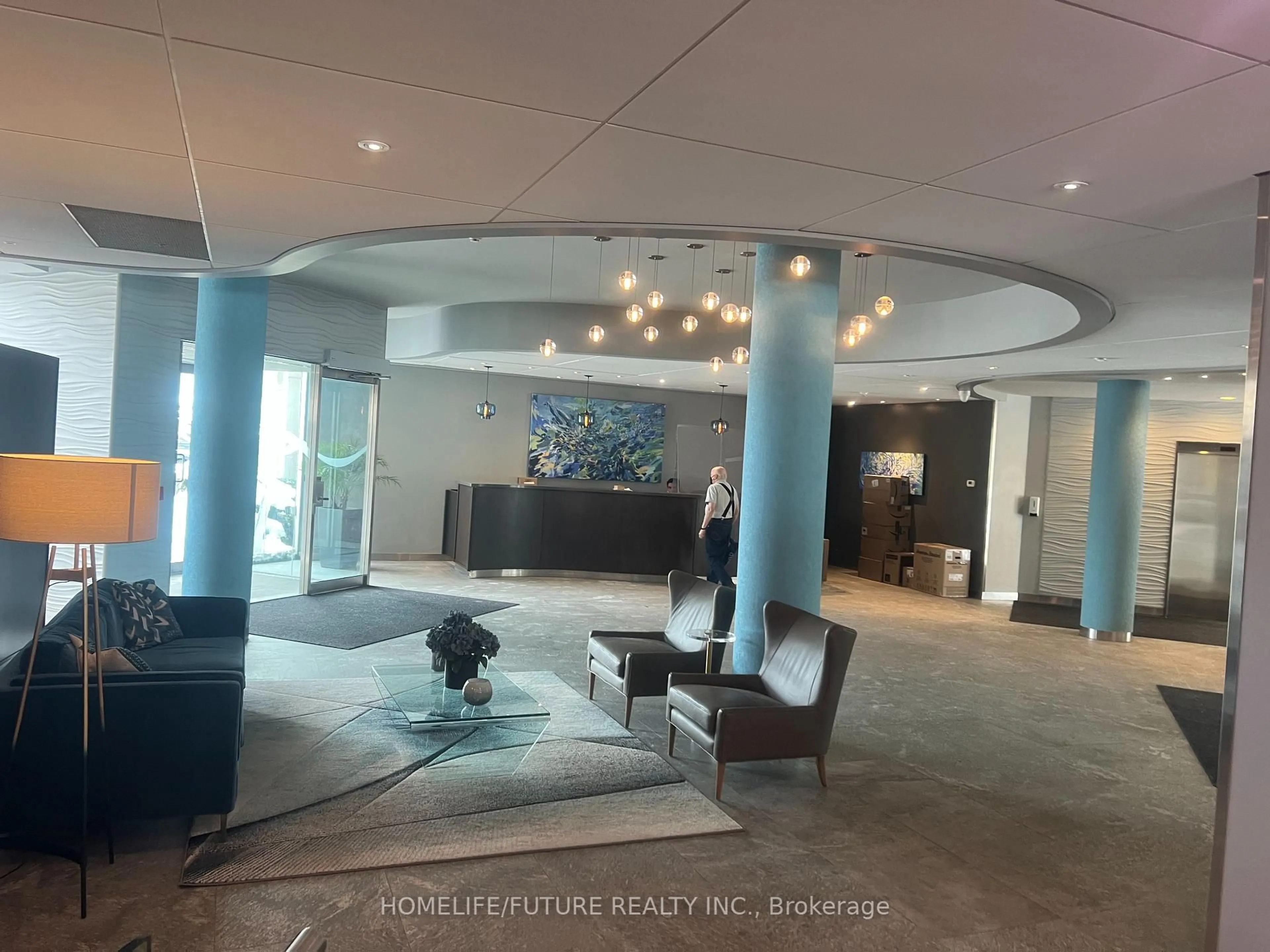 Lobby for 550 Queens Quay #1022, Toronto Ontario M5V 3M8