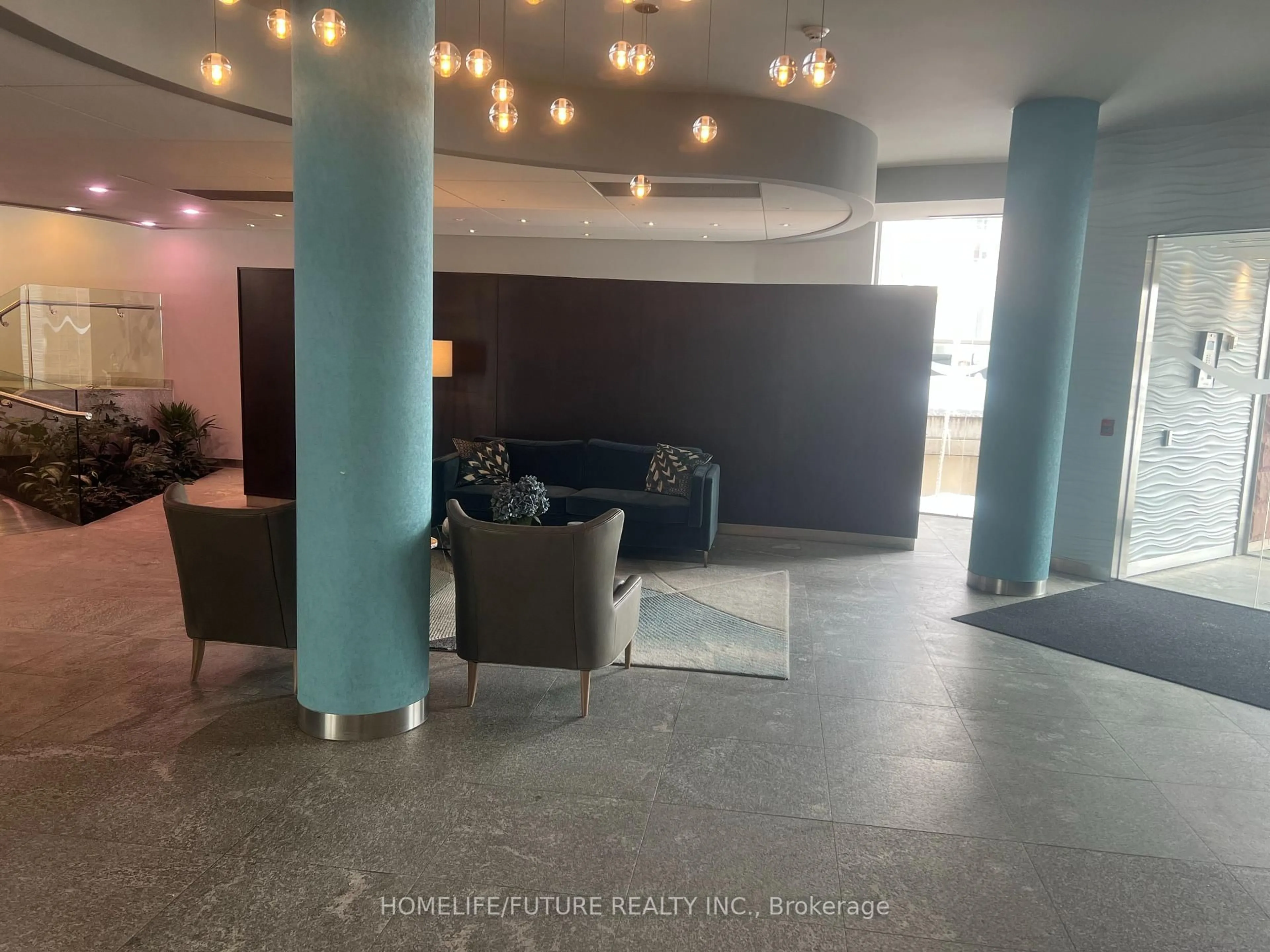 Lobby for 550 Queens Quay #1022, Toronto Ontario M5V 3M8