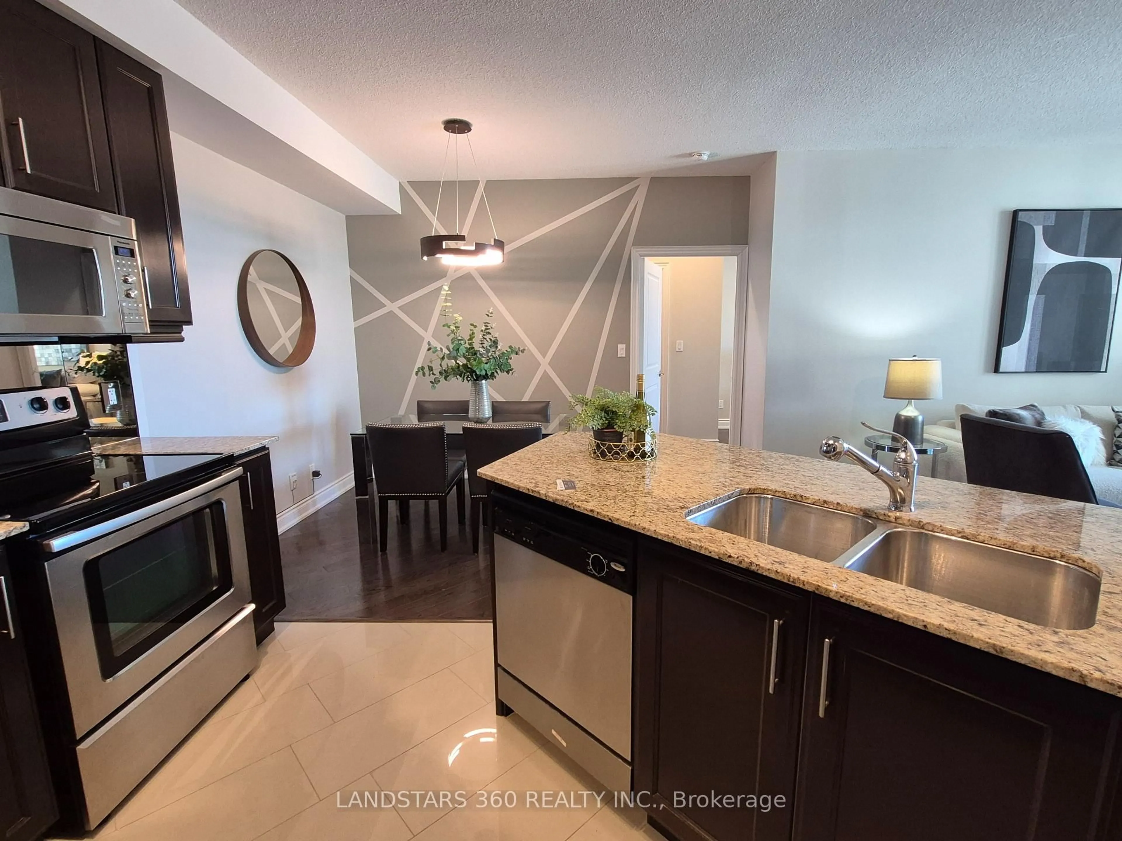 Open concept kitchen, ceramic/tile floor for 10 Bloorview Pl #706, Toronto Ontario M2J 0B1