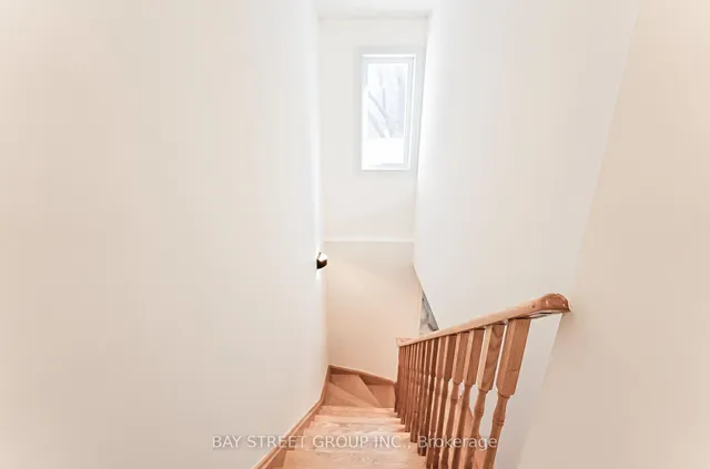 Additional property image - 19 English Garden Way