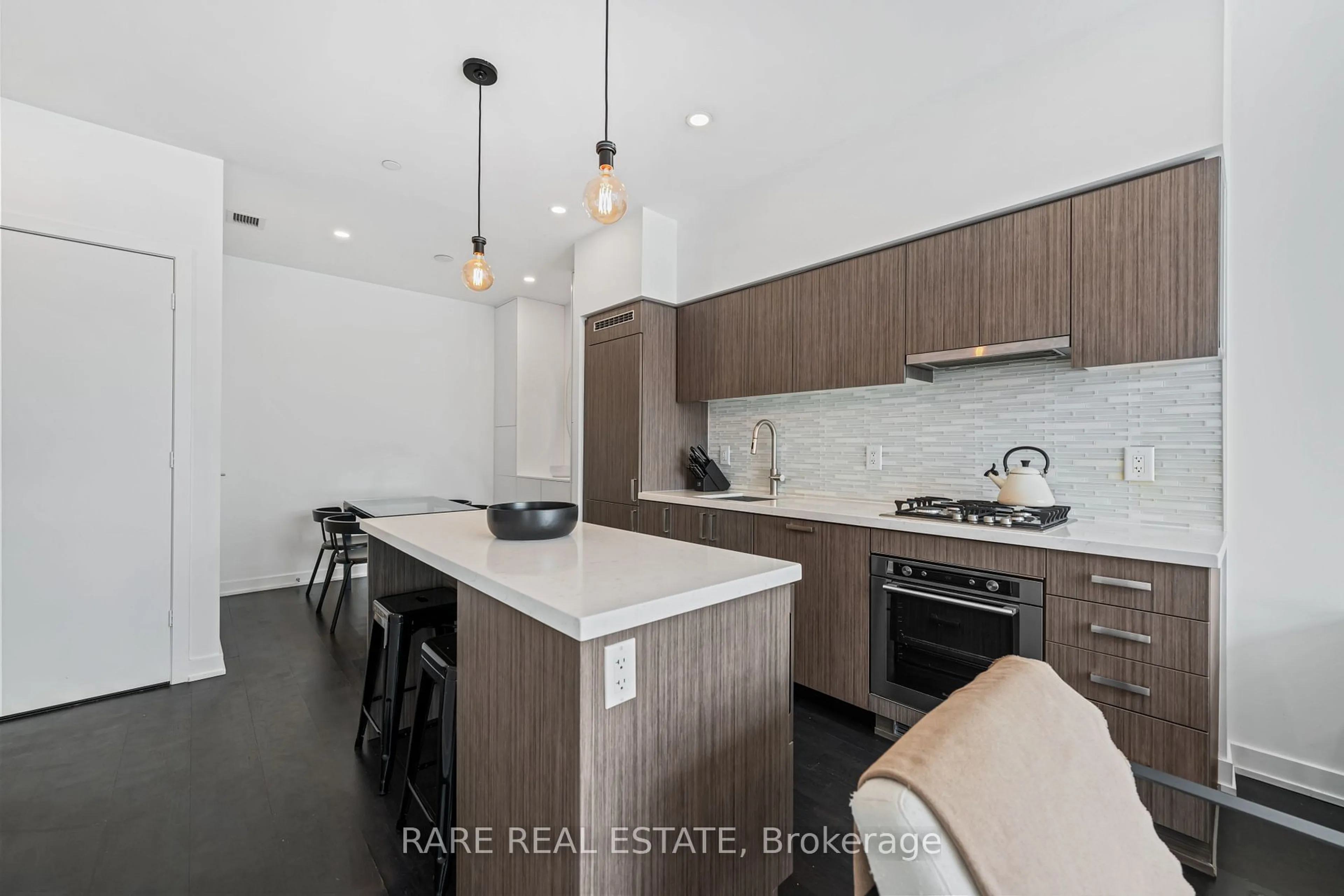 Open concept kitchen, ceramic/tile floor for 501 St. Clair Ave #2106, Toronto Ontario M5P 0A2