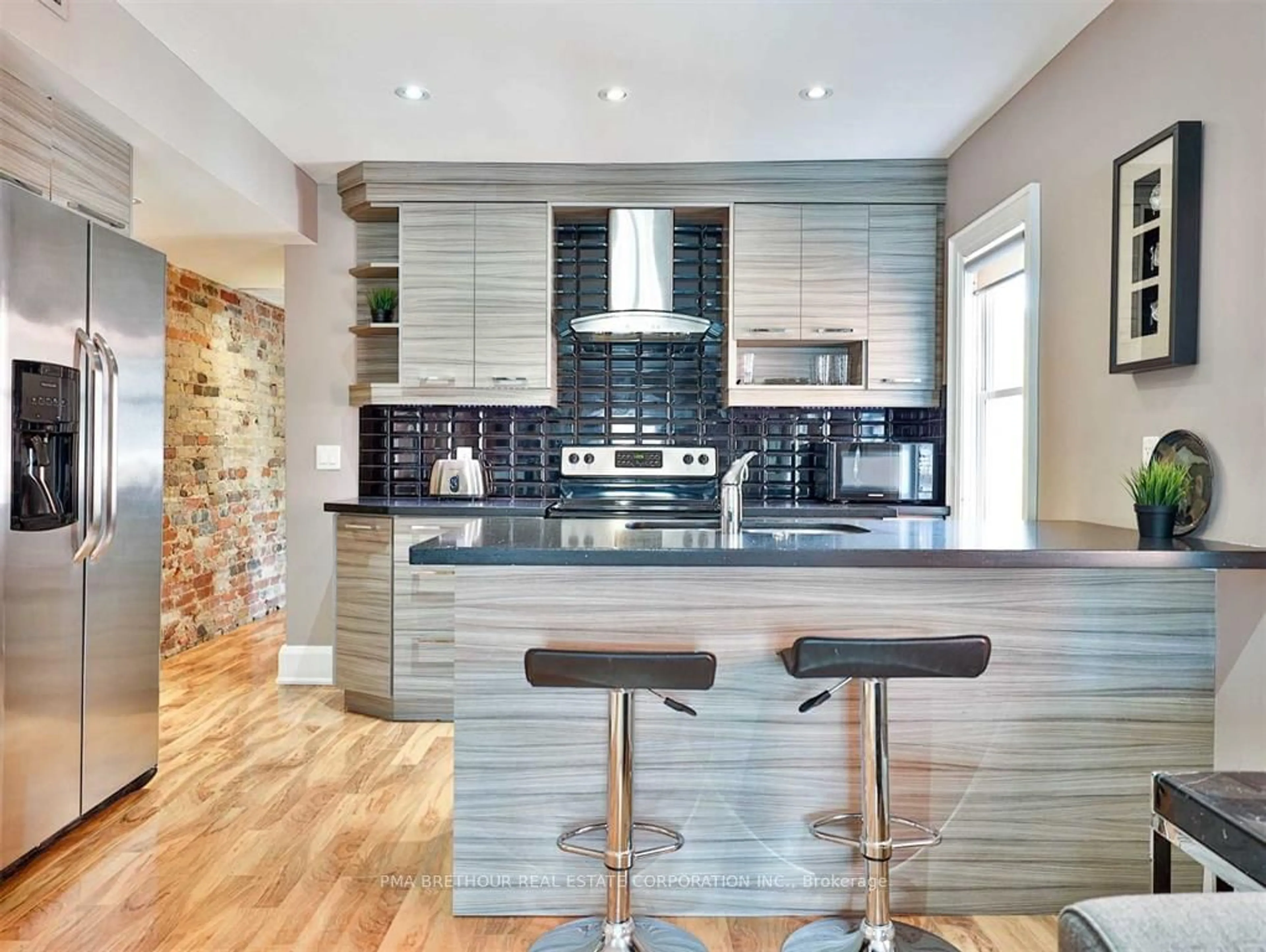 Contemporary kitchen, ceramic/tile floor for 4 Belle Ayre Blvd, Toronto Ontario M4S 2P7