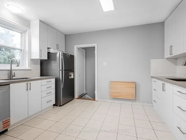 Additional property image - 16 Prince Charles Dr