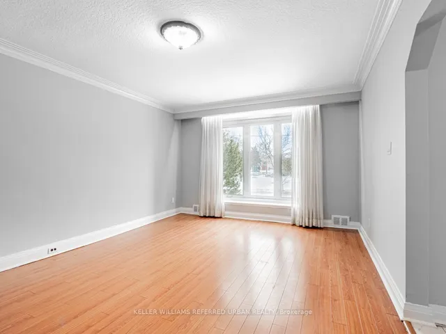 Additional property image - 16 Prince Charles Dr