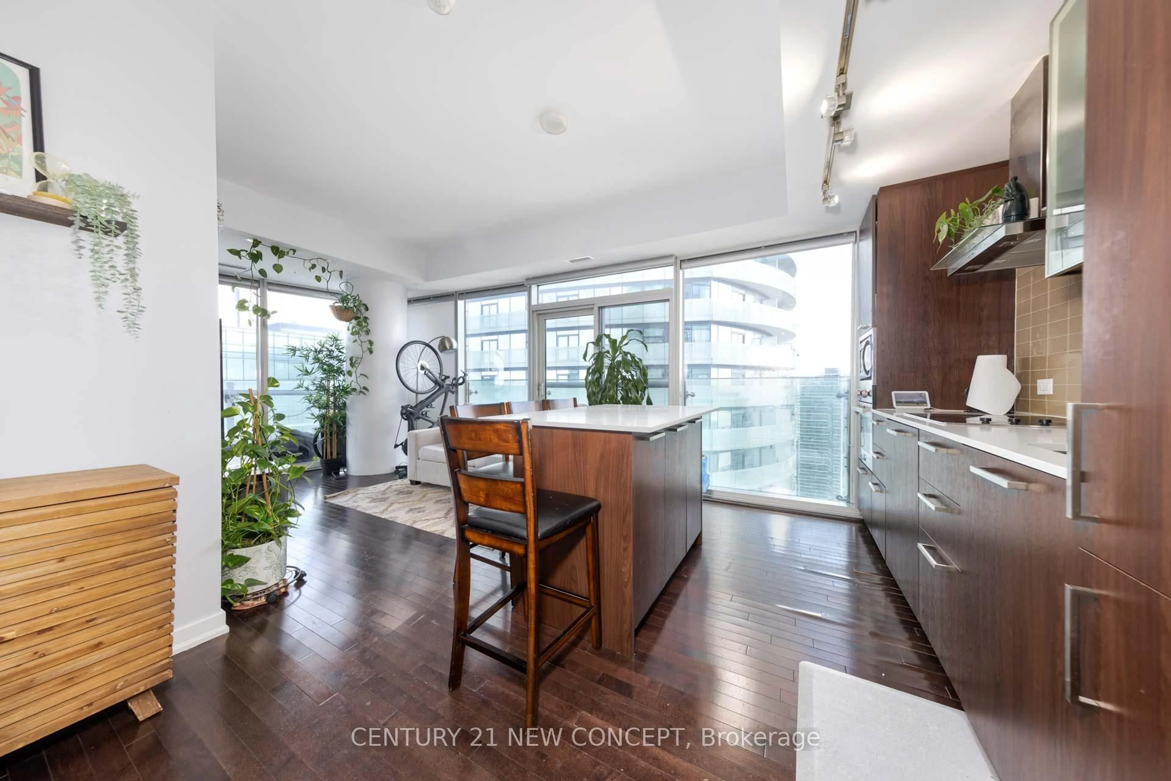 Open concept kitchen, unknown for 12 York St #4610, Toronto Ontario M5J 0A9