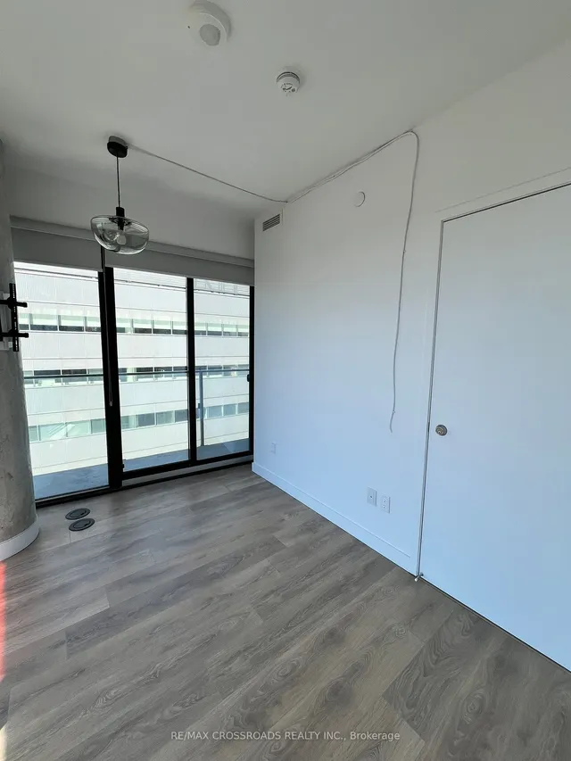 Additional property image - 215 Queen St Unit 2105