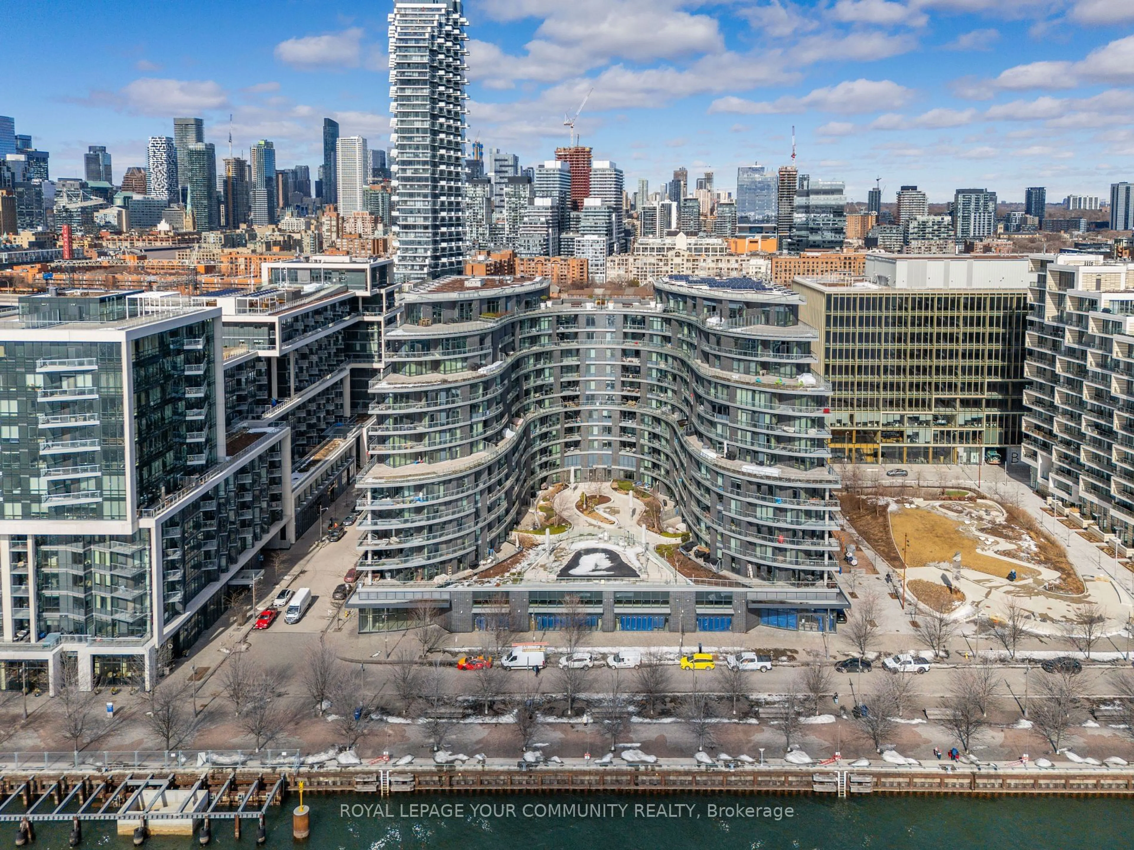 A pic from outside/outdoor area/front of a property/back of a property/a pic from drone, city buildings view from balcony for 1 Edgewater Dr #GPH29, Toronto Ontario M5A 0L1