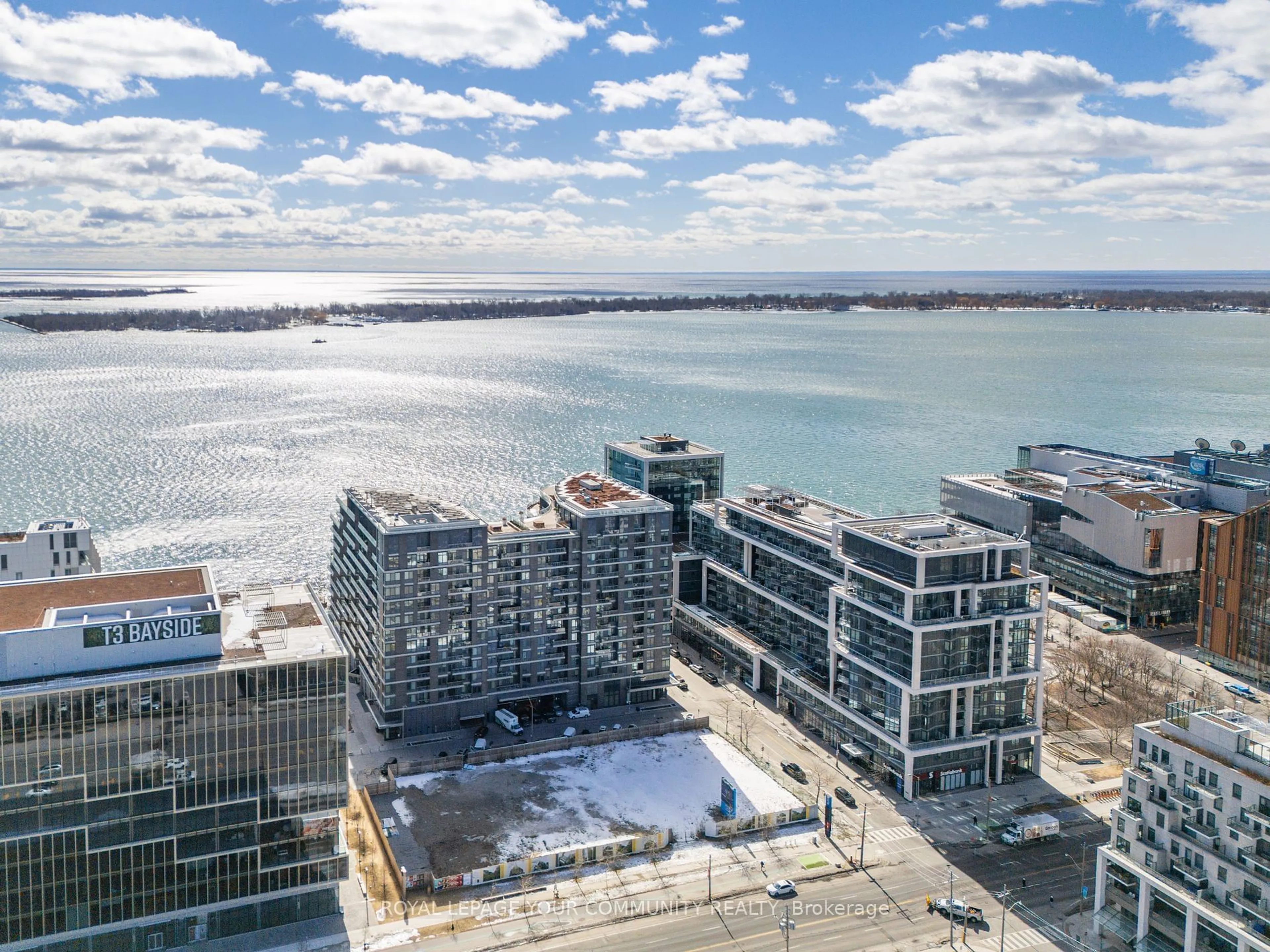 A pic from outside/outdoor area/front of a property/back of a property/a pic from drone, water/lake/river/ocean view for 1 Edgewater Dr #GPH29, Toronto Ontario M5A 0L1