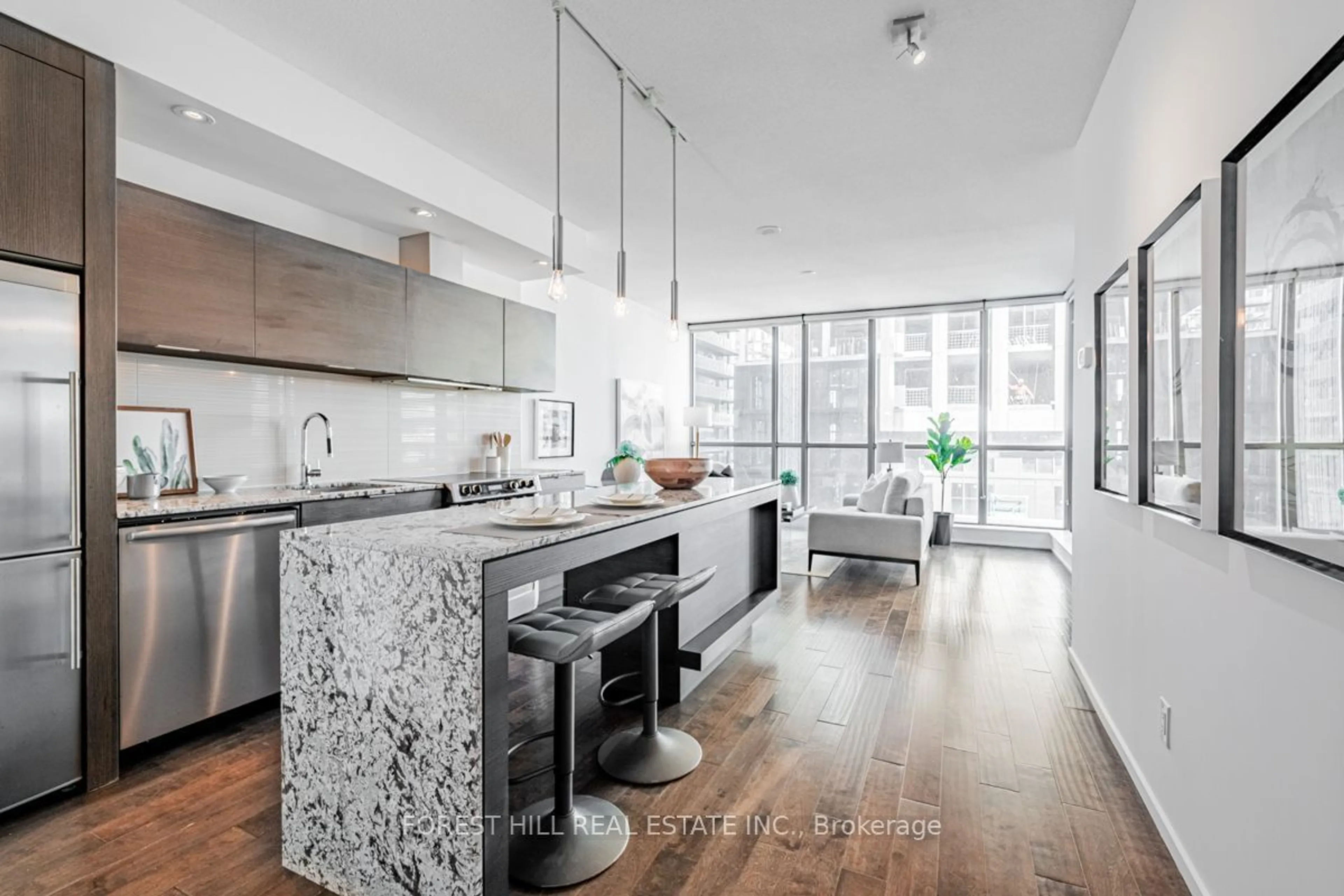 Contemporary kitchen, unknown for 8 Charlotte St #905, Toronto Ontario M5V 0K4