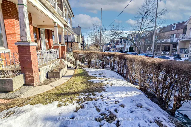 Additional property image - 217 Gladstone Ave