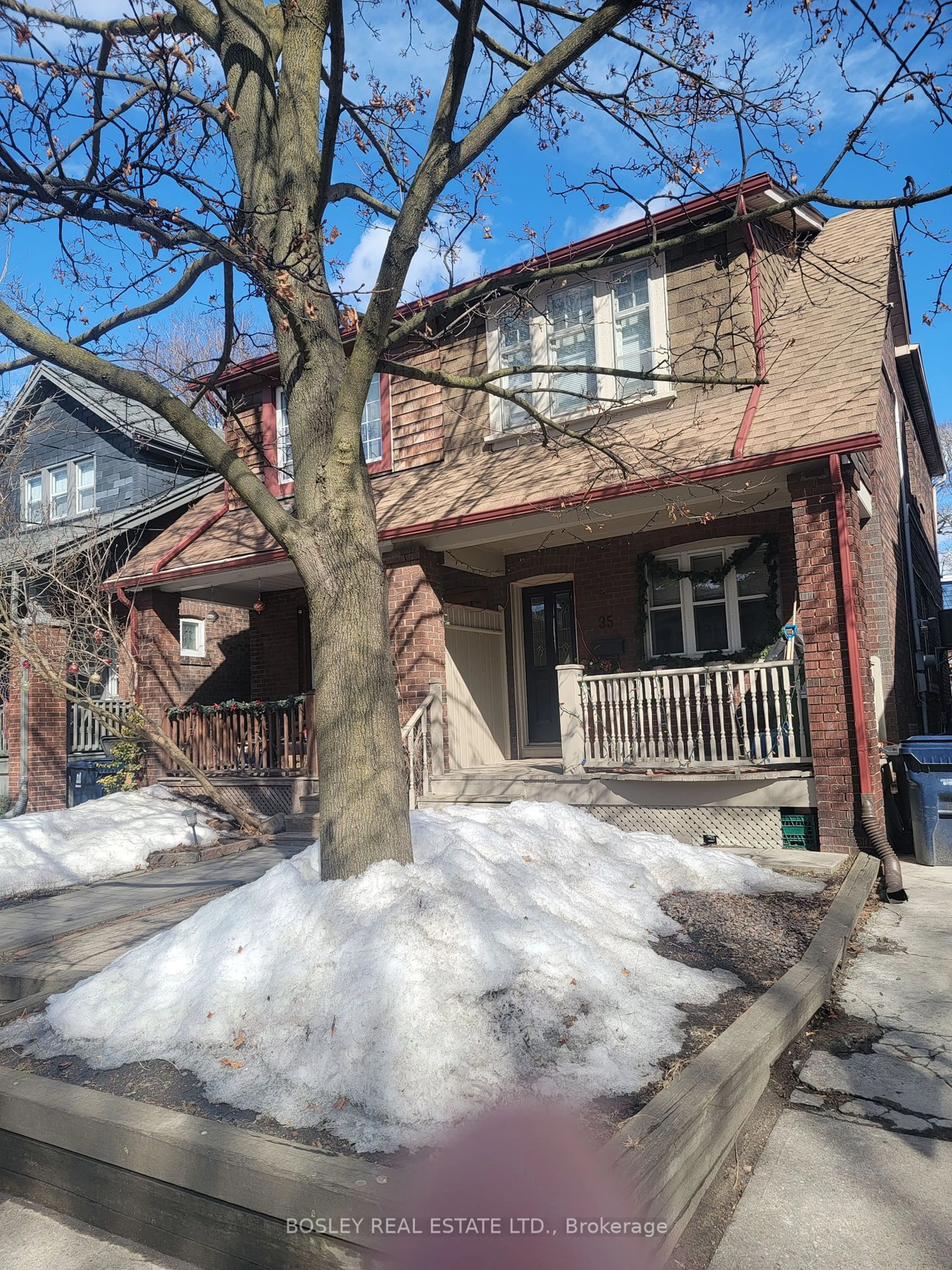 Home with brick exterior material, street for 35 Gifford St, Toronto Ontario M5A 3H9