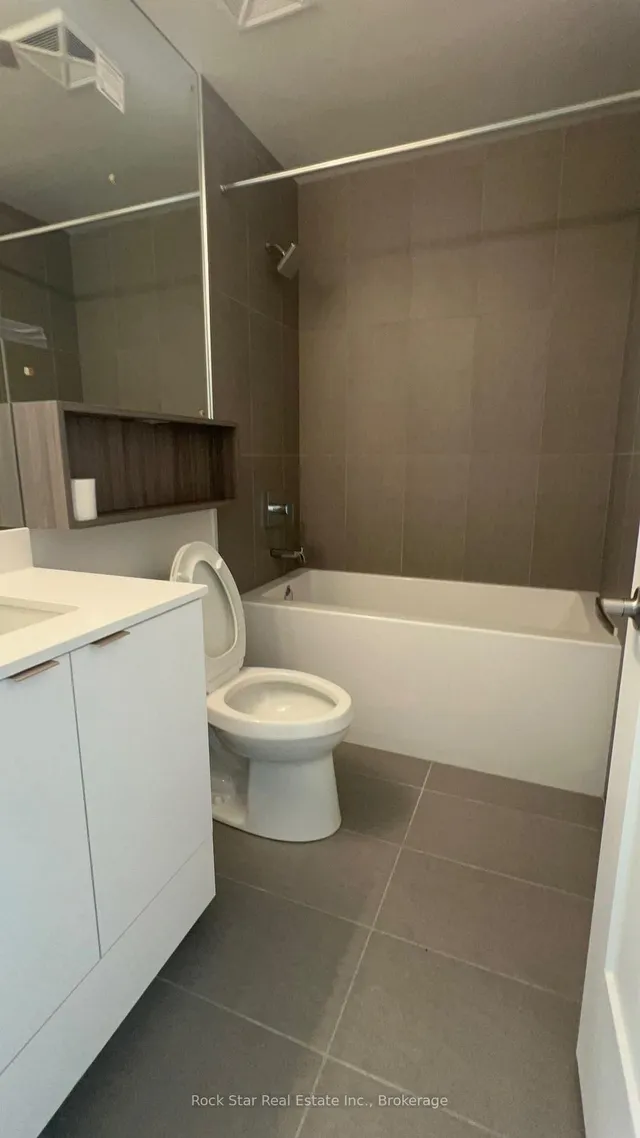 Additional property image - 135 Lower Sherbourne St Unit 1737