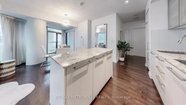 Additional property image - 12 York St Unit 1202