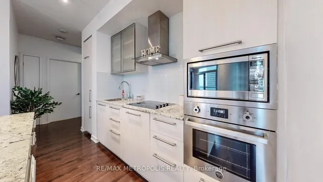 Additional property image - 12 York St Unit 1202