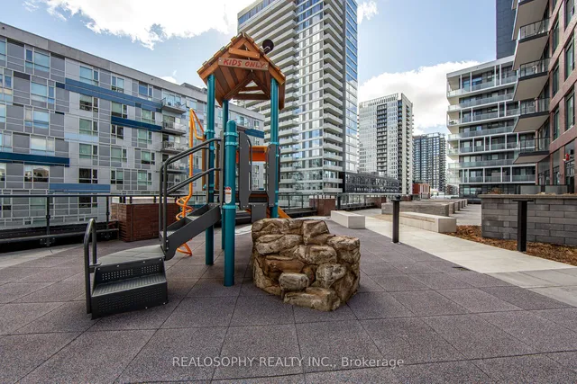 Additional property image - 130 River St Unit 1905