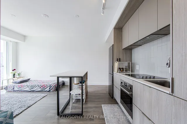 Additional property image - 130 River St Unit 1905